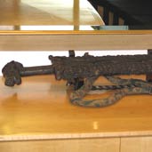 Swiss Re - African objet d'art